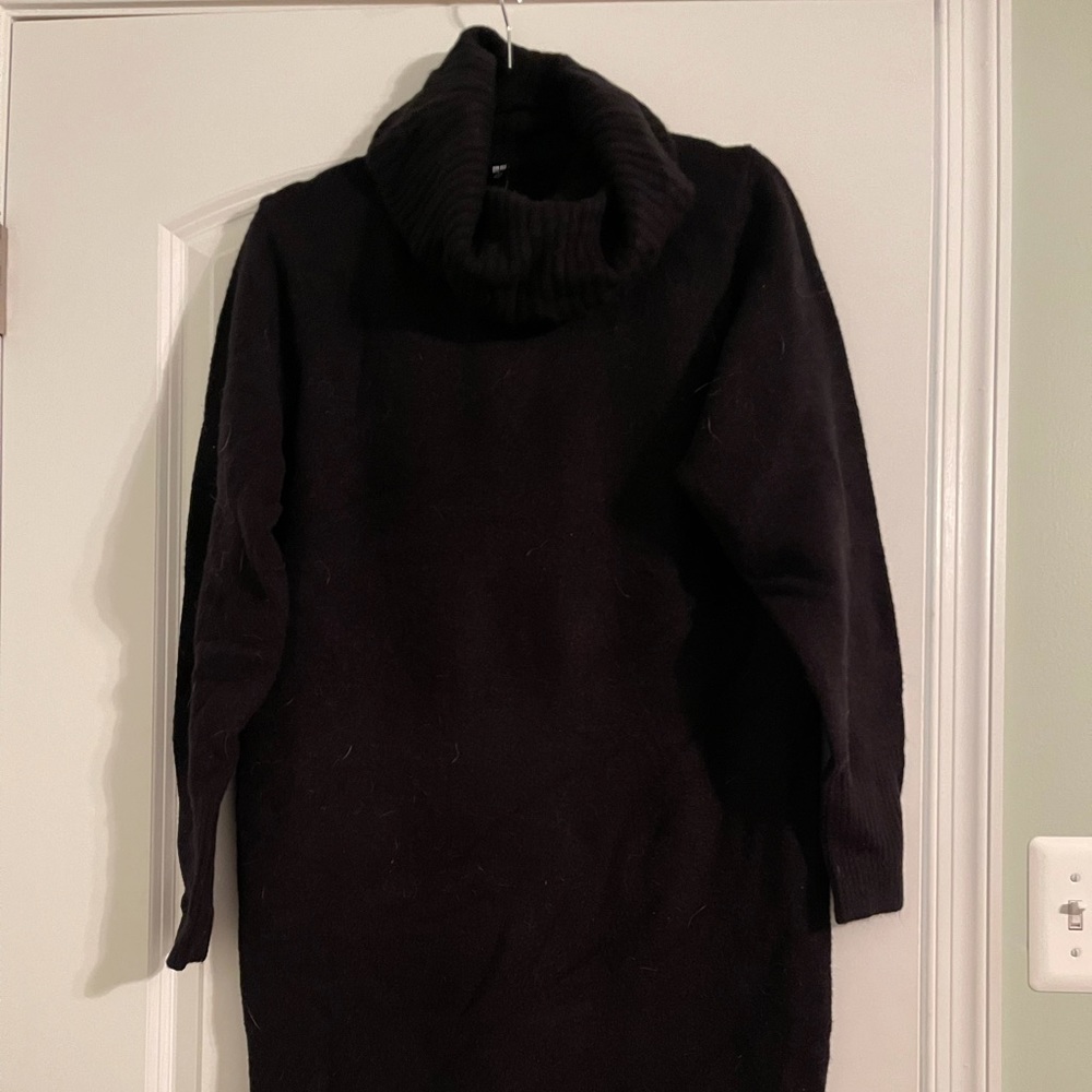 Uniqlo turtle neck long sleeve dress